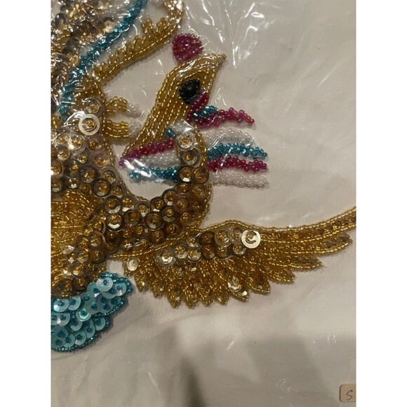 1 Sequin Embroidered Floral Bird Shaped appliqué - Picture 3 of 7